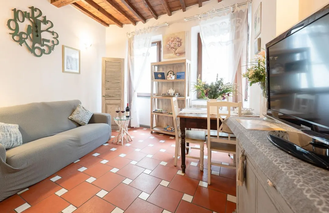 Gina Guest House - San Frediano - Firenze-1